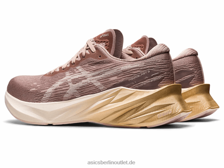 Novablast 3 BL4N2428Asics Rehbraun/Mineralbeige