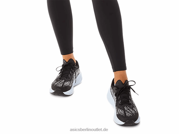 Novablast 3 BL4N2864Asics Schwarz/Plattenfelsen