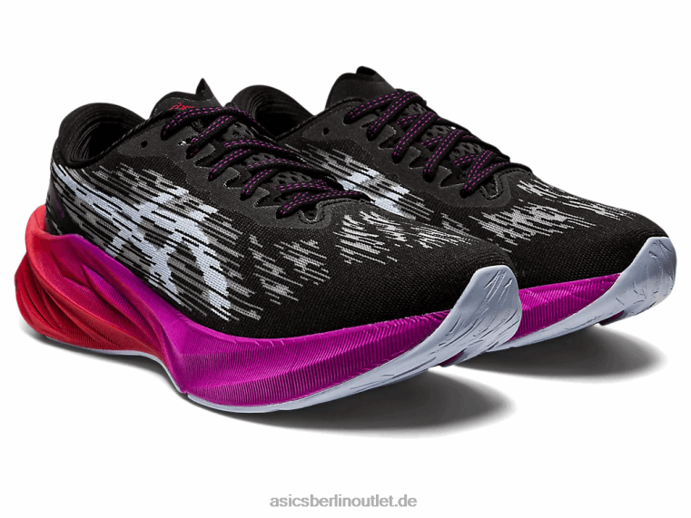 Novablast 3 BL4N2865Asics schwarz/weicher Himmel