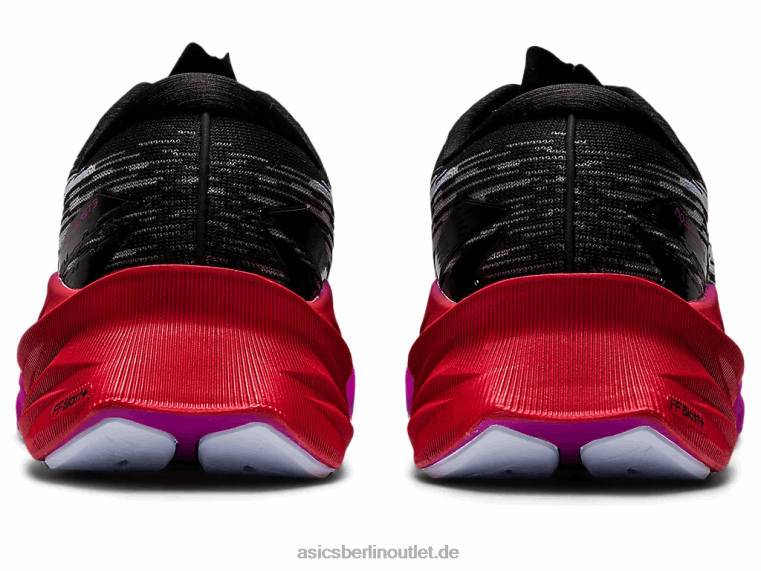 Novablast 3 BL4N2865Asics schwarz/weicher Himmel