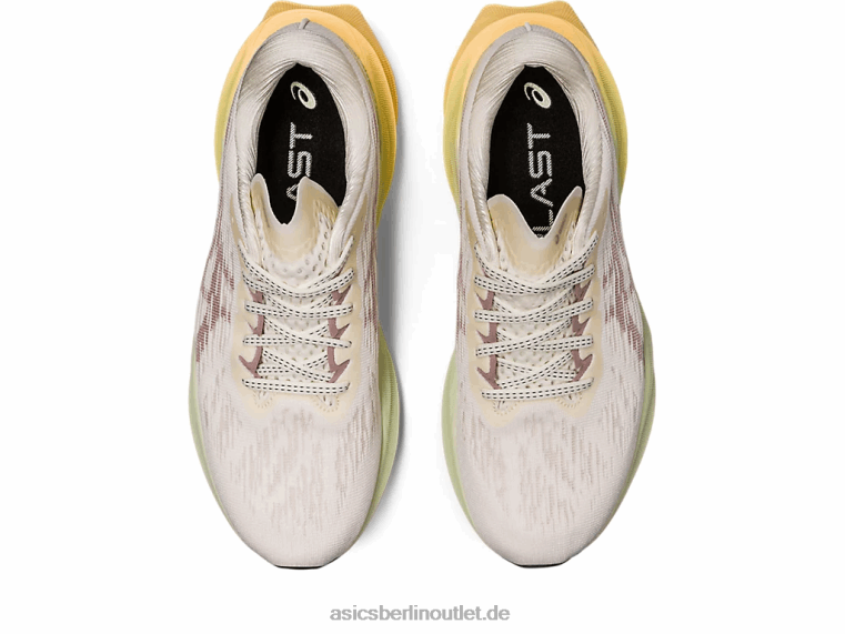 Novablast 3 BL4N2870Asics Creme/Rehbraun