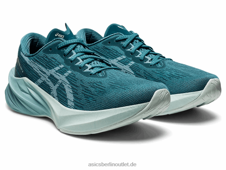 Novablast 3 BL4N2884Asics Nebelkiefer/Rauchblau