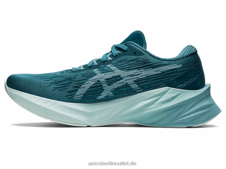 Novablast 3 BL4N2884Asics Nebelkiefer/Rauchblau