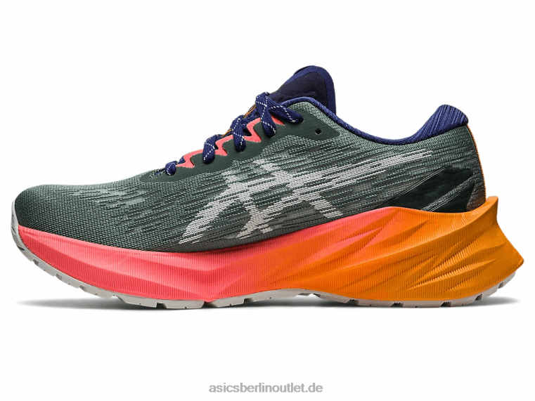 Novablast 3 Tr BL4N2485Asics Naturbaden/Papaya