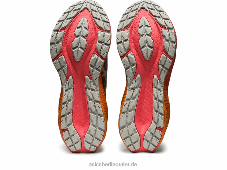 Novablast 3 Tr BL4N2485Asics Naturbaden/Papaya