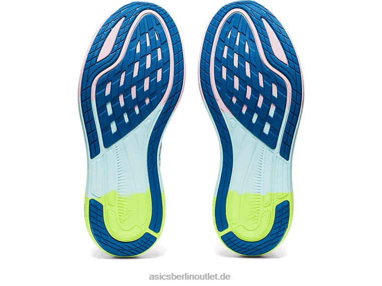 noosa tri 14 BL4N2976Asics Lake Drive/Weiß