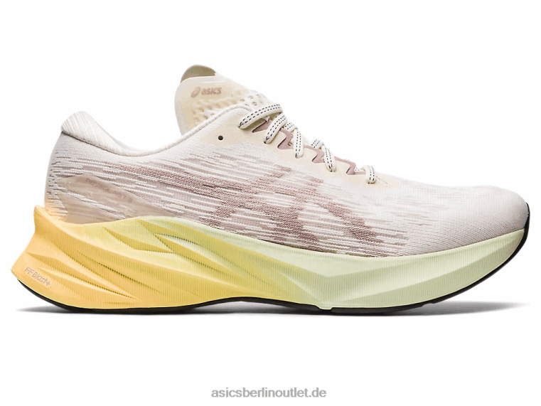 Novablast 3 BL4N376Asics Creme/Rehbraun