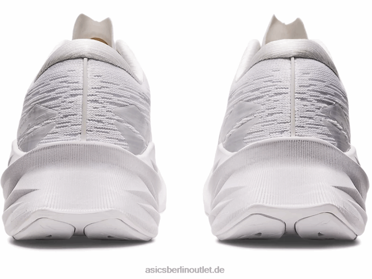 Novablast 3 BL4N402Asics Weiß/Piemontgrau