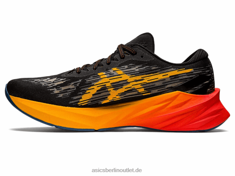 Novablast 3 BL4N939Asics schwarz/bernsteinfarben
