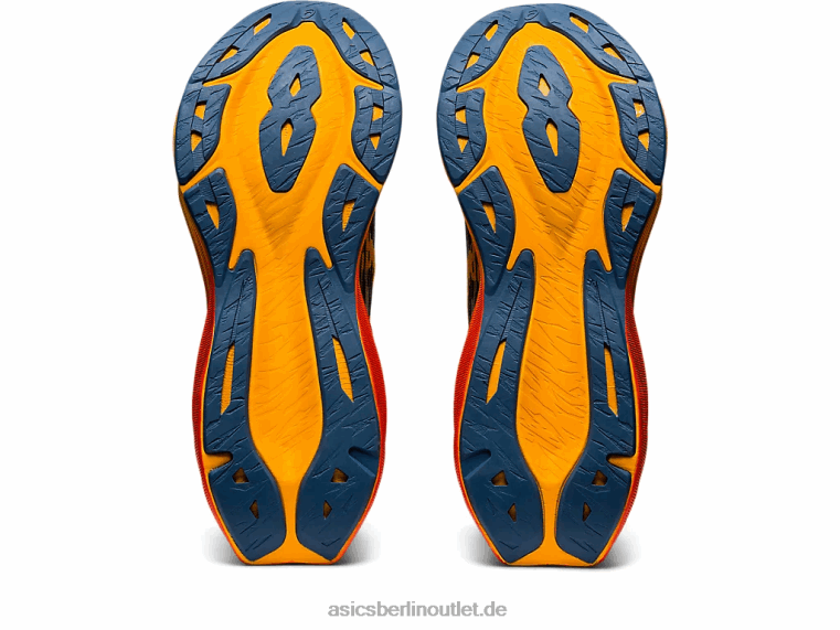 Novablast 3 BL4N939Asics schwarz/bernsteinfarben