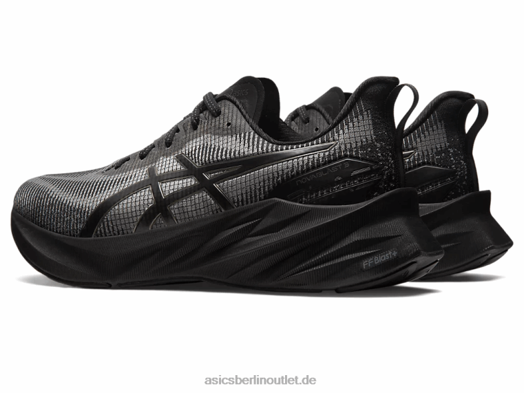Novablast 3 le BL4N182Asics schwarz/graphitgrau