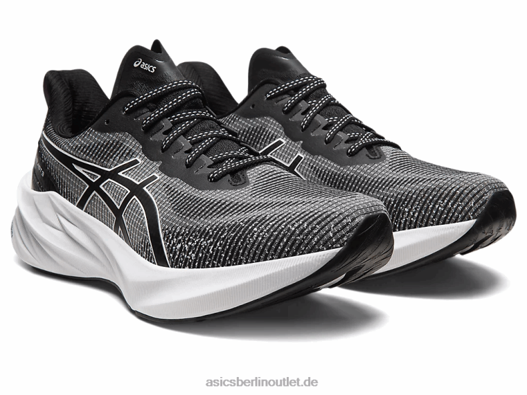 Novablast 3 le BL4N204Asics Schwarz-Weiss